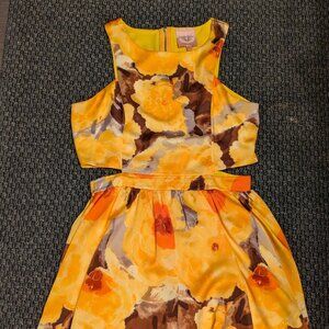 Romeo & Juliet Couture Sleeveless Spring Watercolor Dress (Sz Medium)
